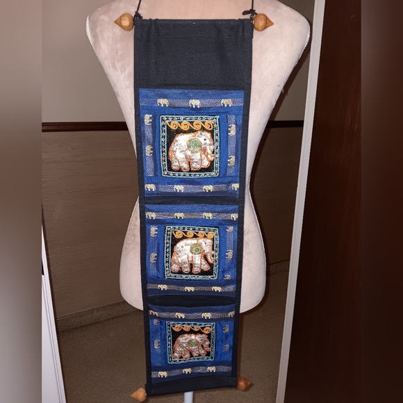 Handmade~Blue & Black 3 Pocket Storage Sequin Elephant Animal Print Wall Decor - Picture 1 of 10